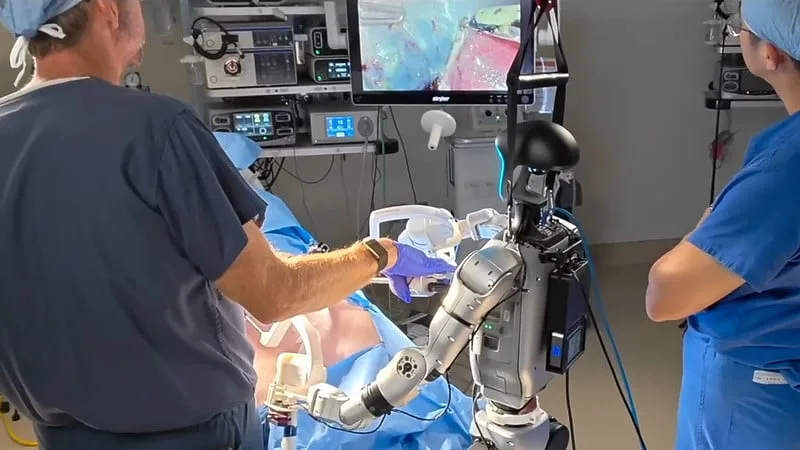Robot Phẫu Thuật: Bước Đột Phá Trong Y Học Với Công Nghệ Điều Khiển Từ Xa