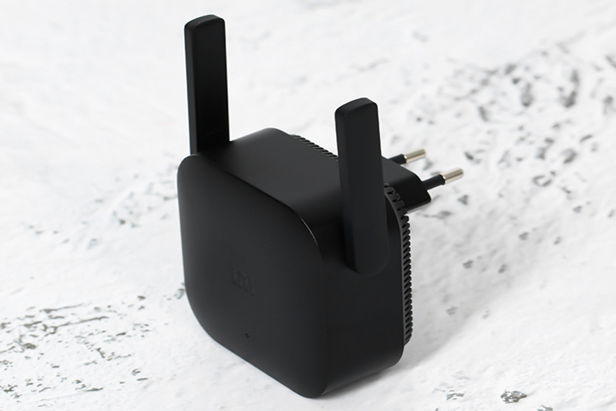 Tại Sao Bạn Nên Sử Dụng Thiết Bị Kích Sóng Wifi Cho Gia Đình?