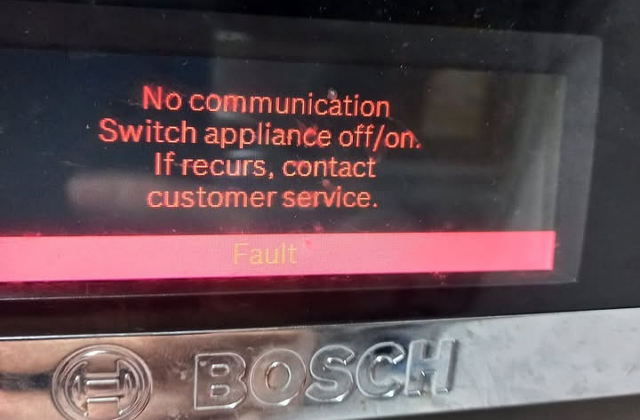 Khám Phá Lỗi ‘No Communication’ Trên Máy Rửa Bát Bosch: Nguyên Nhân Và Giải Pháp