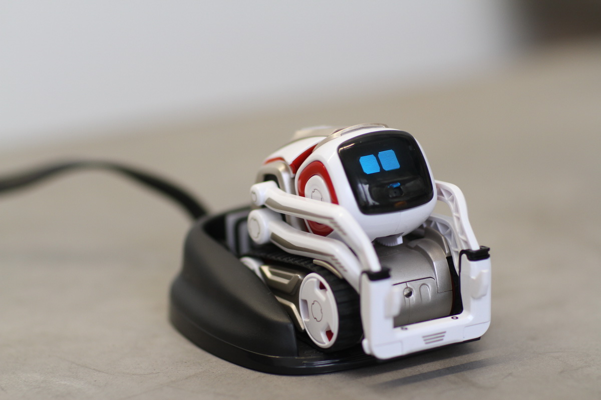 Anki Cozmo robot