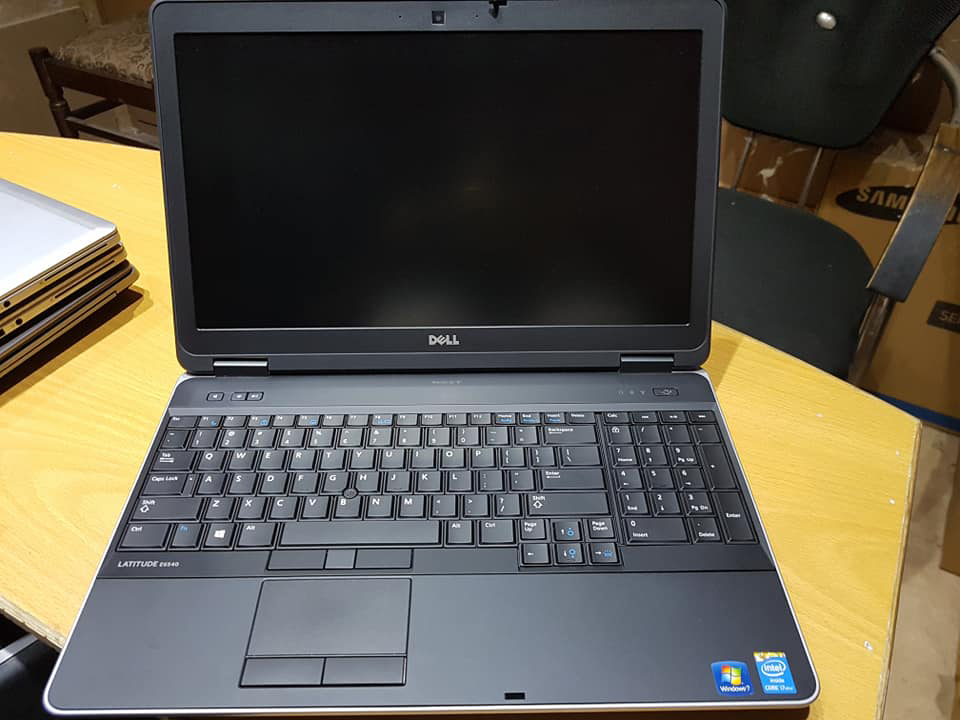dell-e6540 Cân nhắc tỷ lệ màn hình cho trải nghiệm làm việc hiệu quả