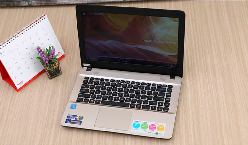 may-tinh-xach-tay-asus Asus, thương hiệu máy tính được nhiều người tin dùng