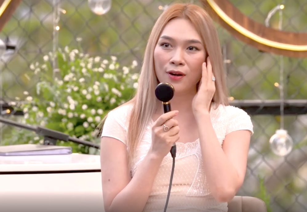 Micro của Mỹ Tâm giá bao nhiêu Micro của Mỹ Tâm giá bao nhiêu